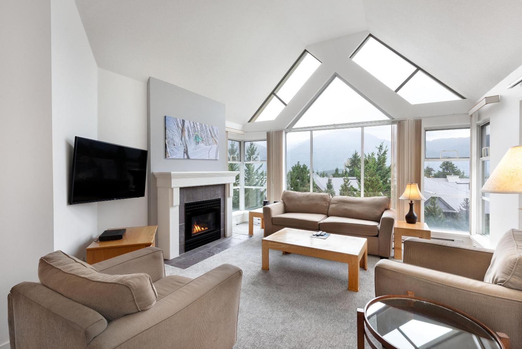 The Woodrun Lodge By Whiski Jack Whistler Esterno foto