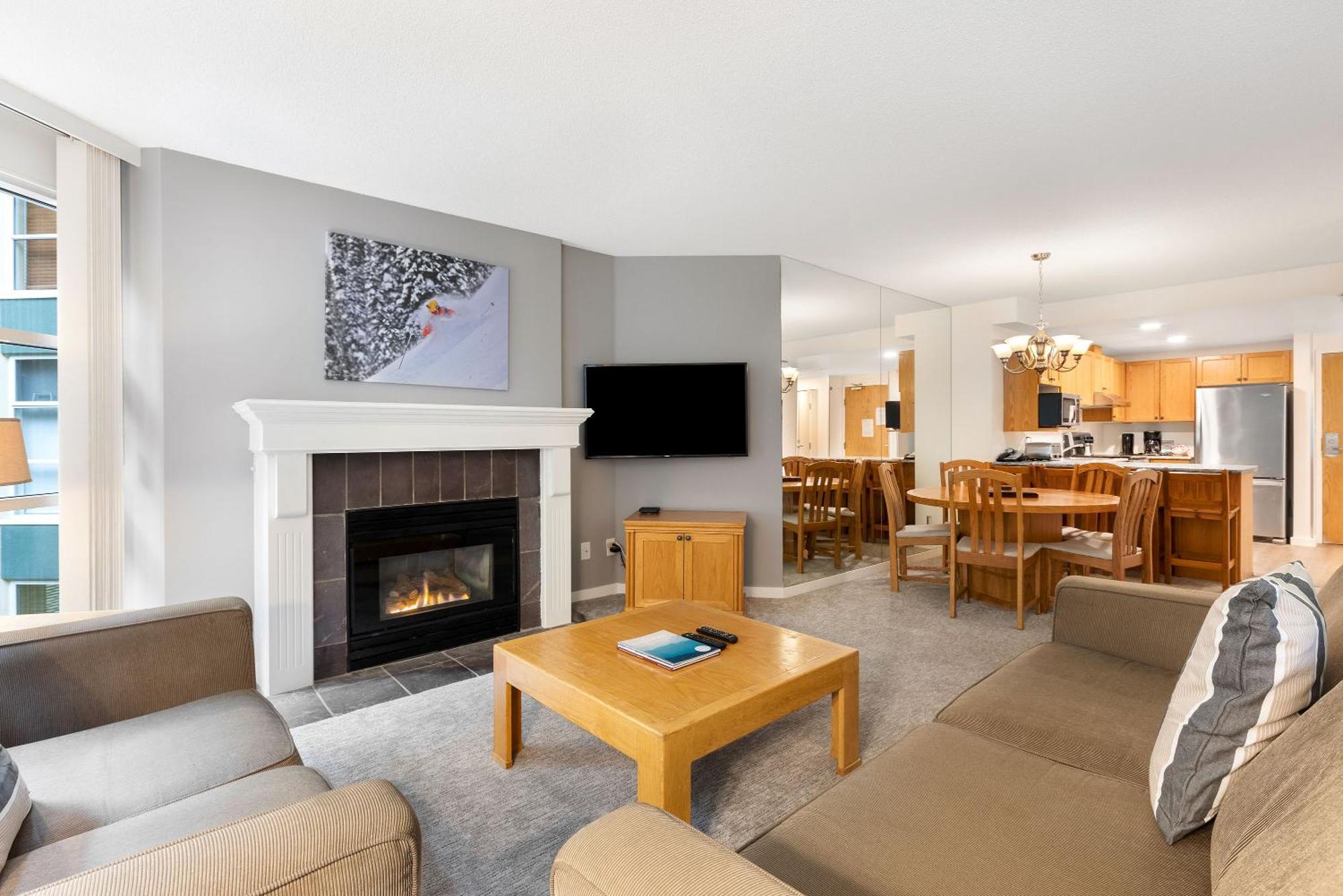 The Woodrun Lodge By Whiski Jack Whistler Esterno foto