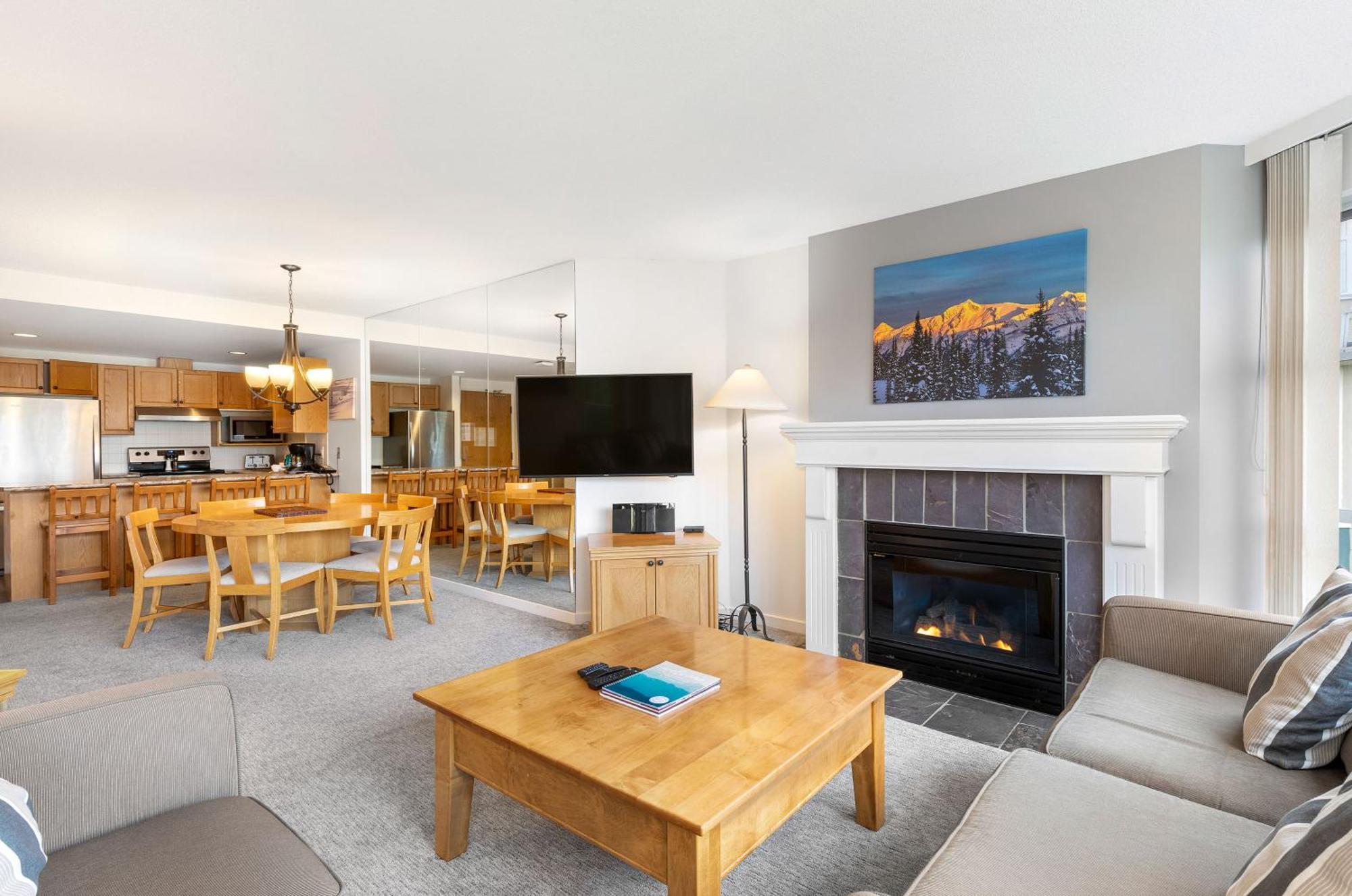 The Woodrun Lodge By Whiski Jack Whistler Esterno foto